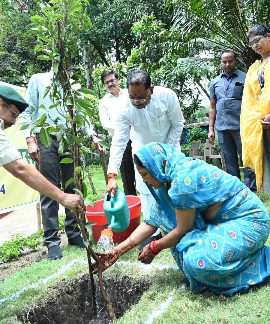 1Bastar Zone Faith Center Hariyali Sapling Plantation, CM Vishnudev Say1