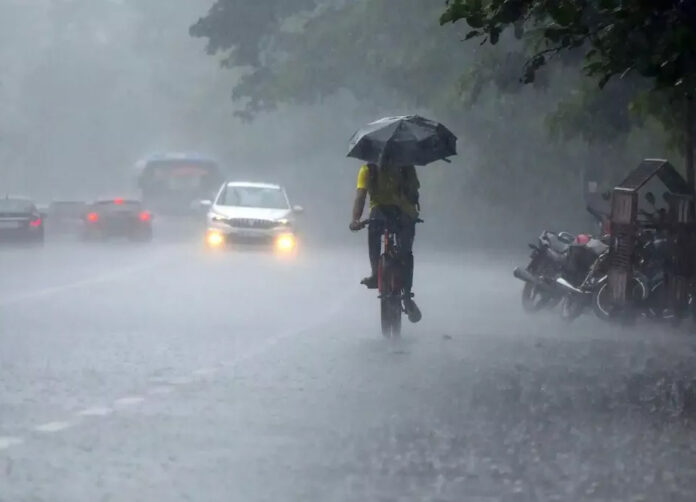 Chhattisgarh monsoon active meteorological department heavy rain warning