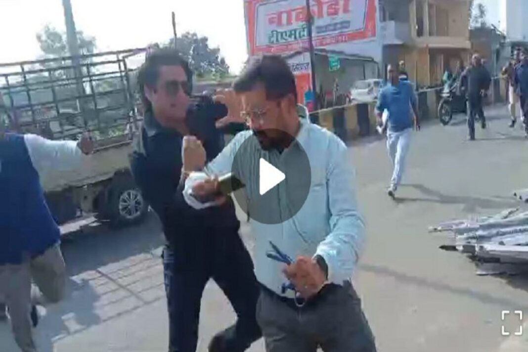 Tehsildar beaten video viral