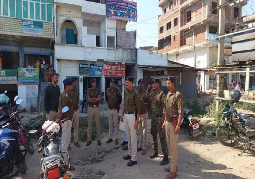 Rohtas News: बिहार के रेड लाइट एरिया में पुलिस की छापेमारी, छत्तीसगढ़ की 41 नाबालिग लड़कियां समेत 4 लड़के मिले, 2 साल से करवाया जा रहा था देह व्यापार